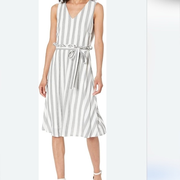 ECI Dresses & Skirts - ☀️ECI New York • Fit and Flare Striped Midi Dress Size 8